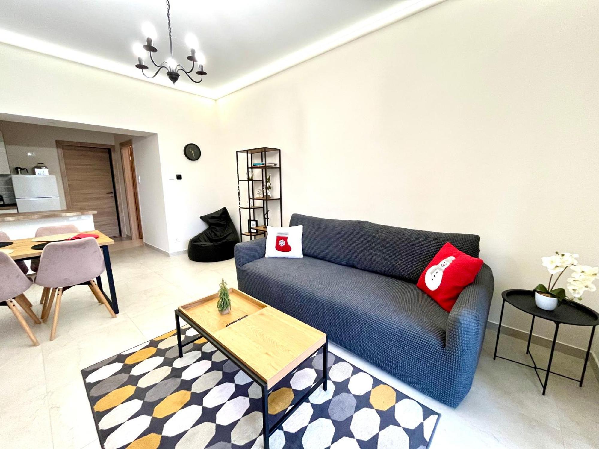 Voeroesmarty Apartmanhaz Makó Esterno foto